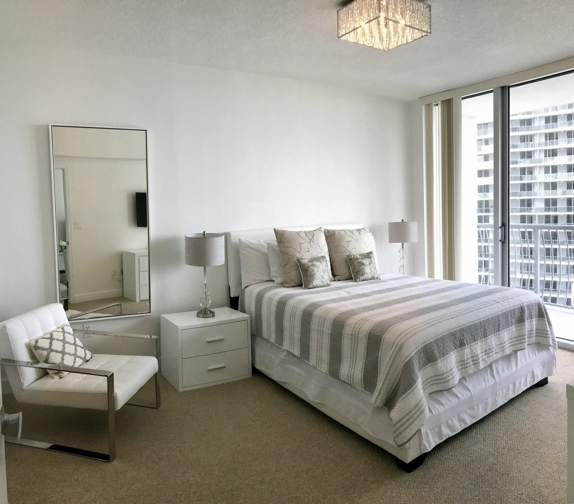 Opera Tower Apartment Маями Екстериор снимка